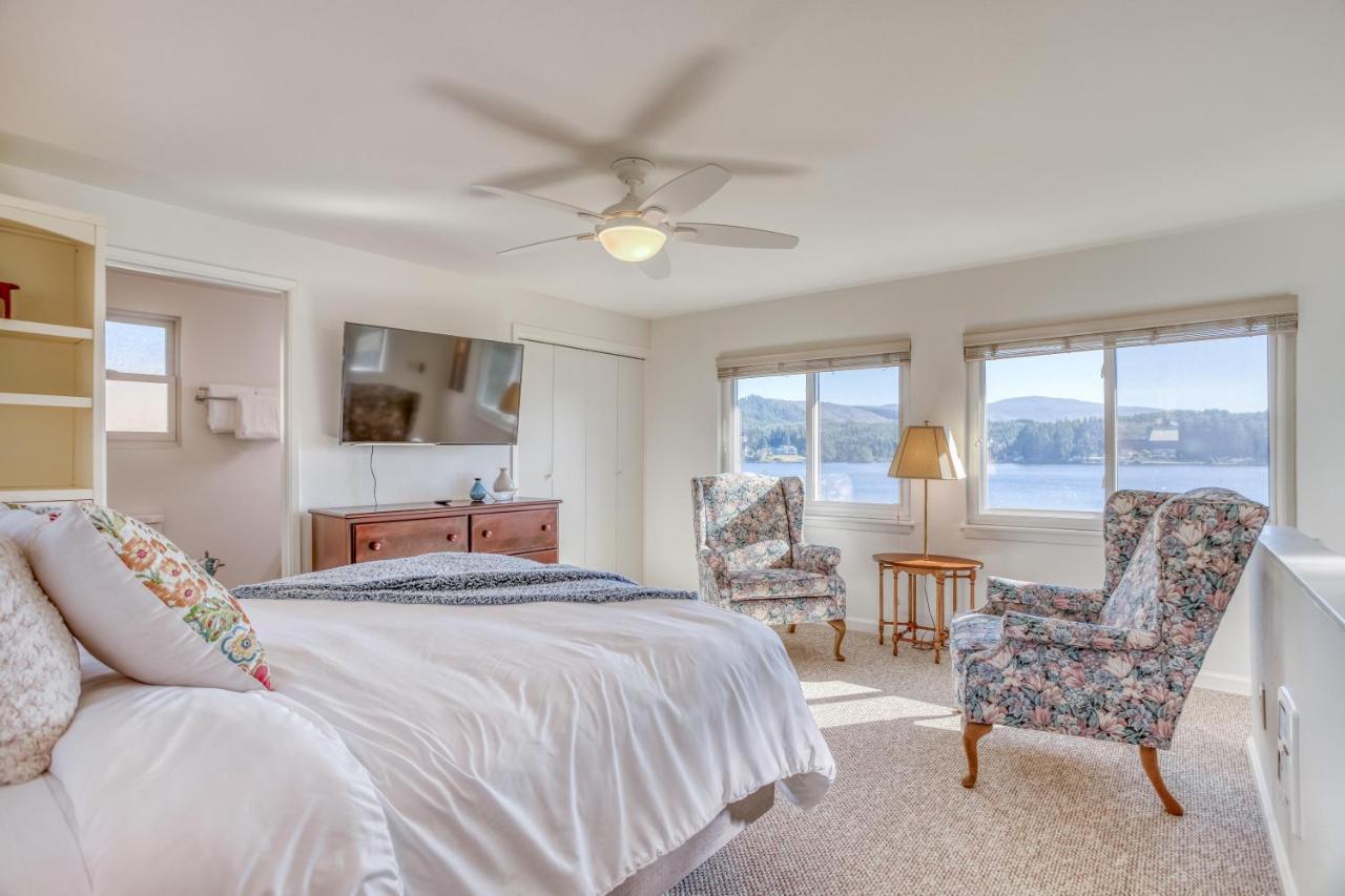 Regatta Park Lake House Lincoln City Extérieur photo