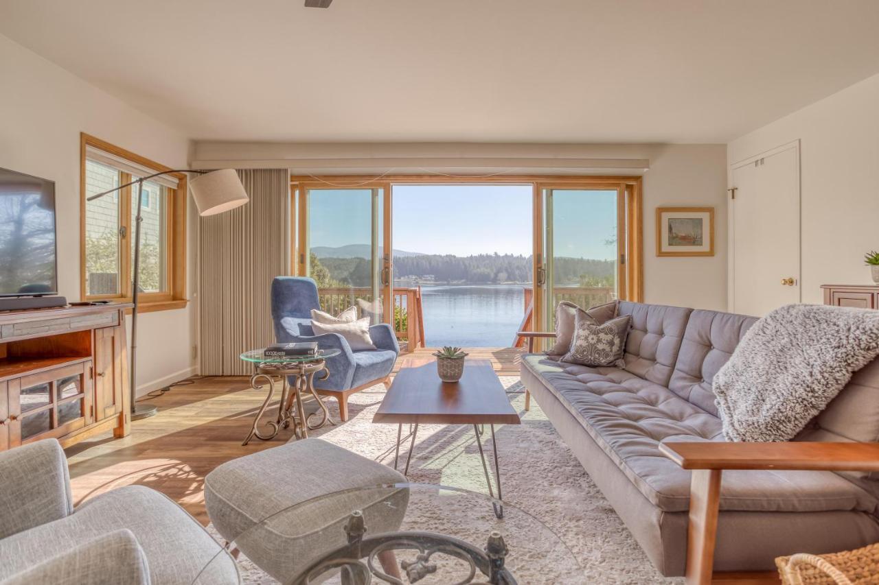 Regatta Park Lake House Lincoln City Extérieur photo