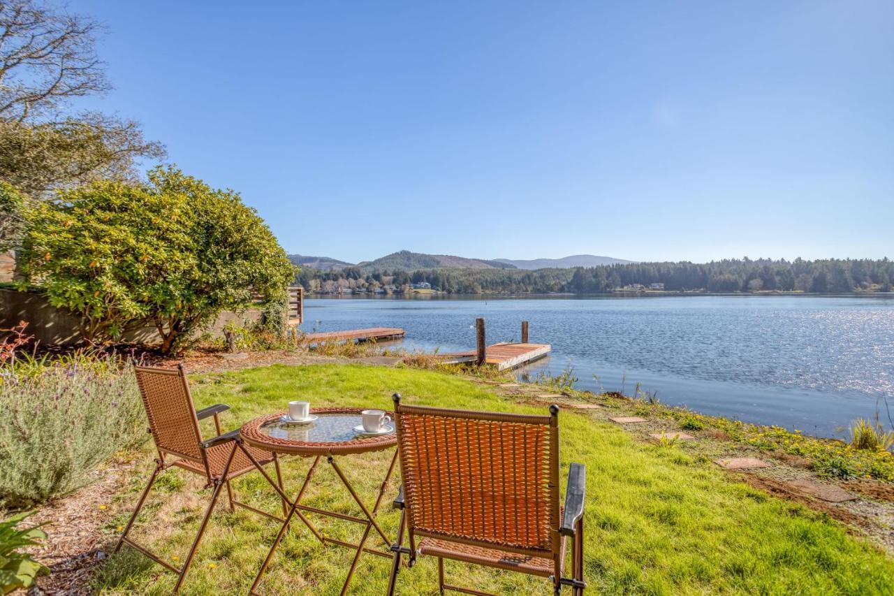 Regatta Park Lake House Lincoln City Extérieur photo