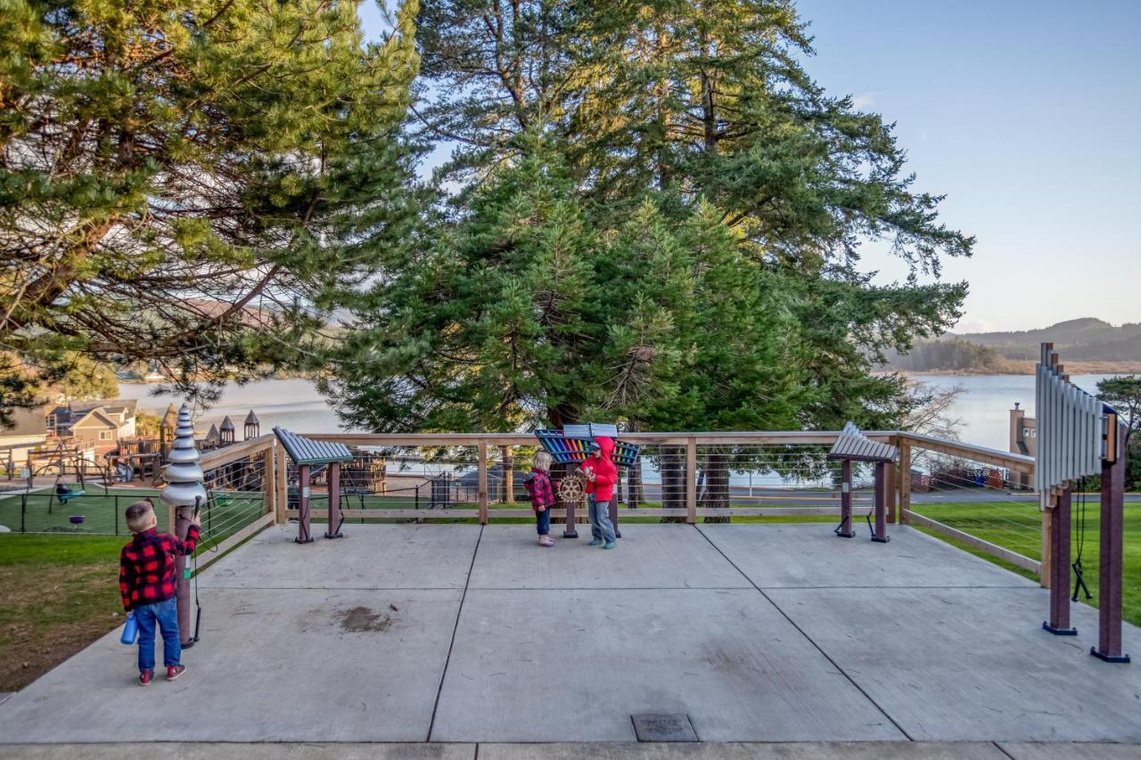 Regatta Park Lake House Lincoln City Extérieur photo