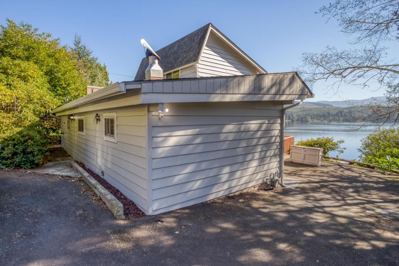 Regatta Park Lake House Lincoln City Extérieur photo